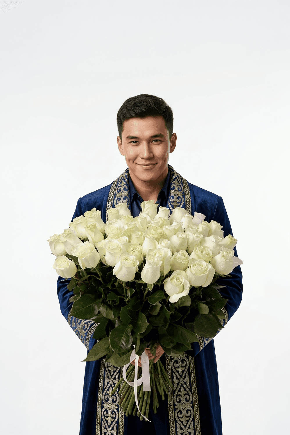 51 высоких белых голландских роз премиум